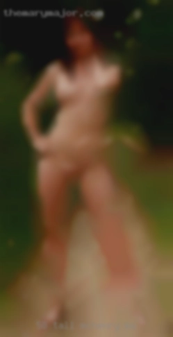 5'8 tall 85kgs slim muscular Mchenry, MS build ,fit.
