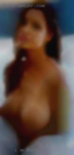 I am looking for a in pain REGULAR playmate.